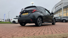 Toyota Yaris 1.5 Hybrid Design 5dr CVT Hybrid Hatchback